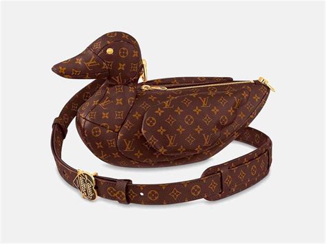 duck bag louis vuitton.